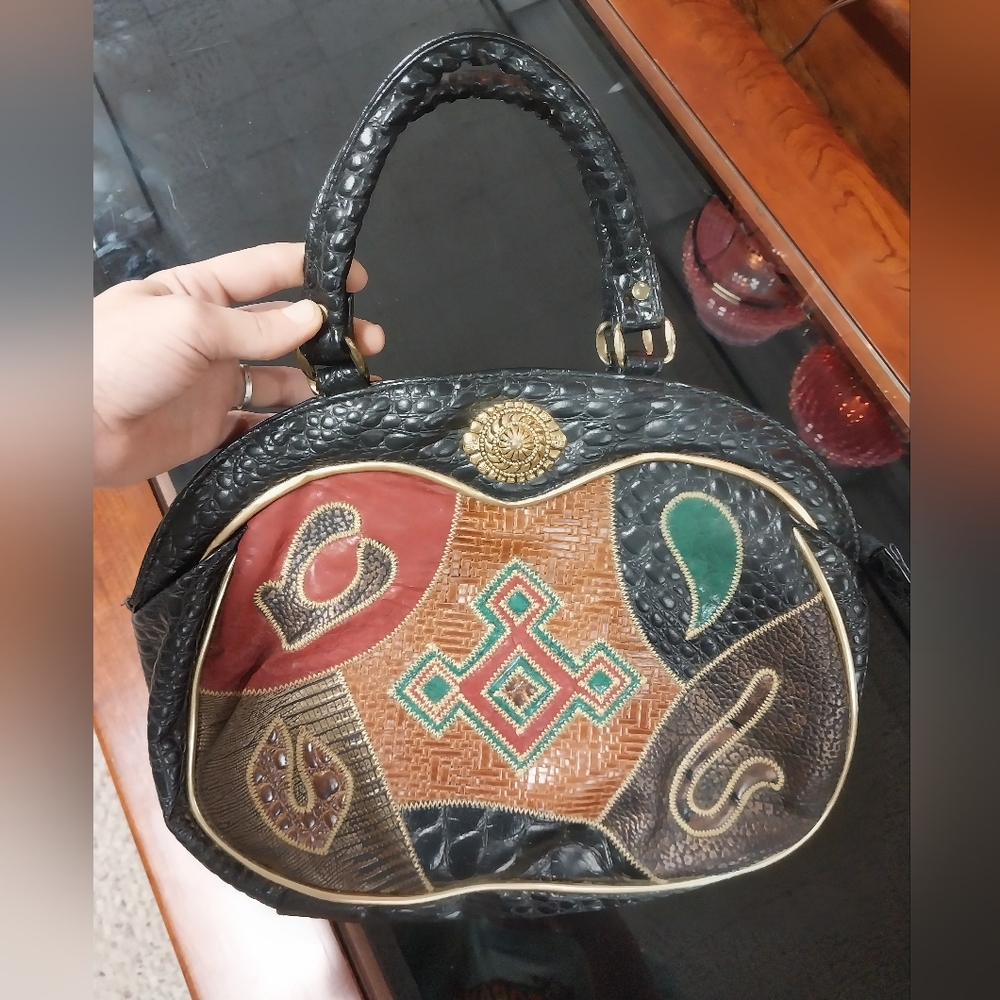 Pacific Express 80's Midwest Style Black and Multicolor Women's Handbag